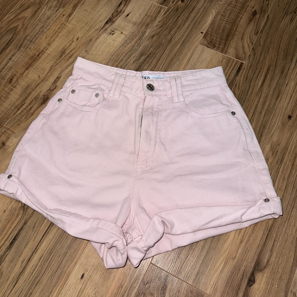 Zara Women's Pink Shorts